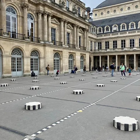 Next To Louvre * Paris